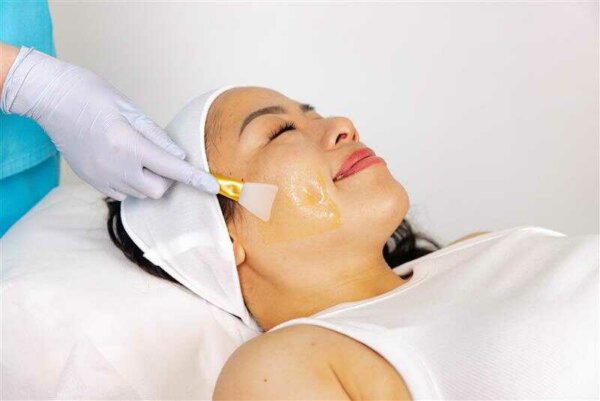 Medi- Aesthetic Peels - The Cosmetic Clinic